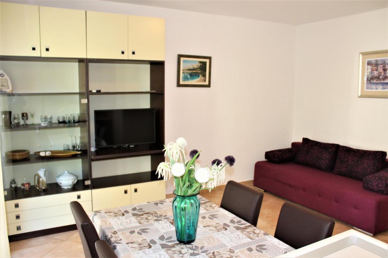 Apartments Raos Makarska Eksteriør bilde