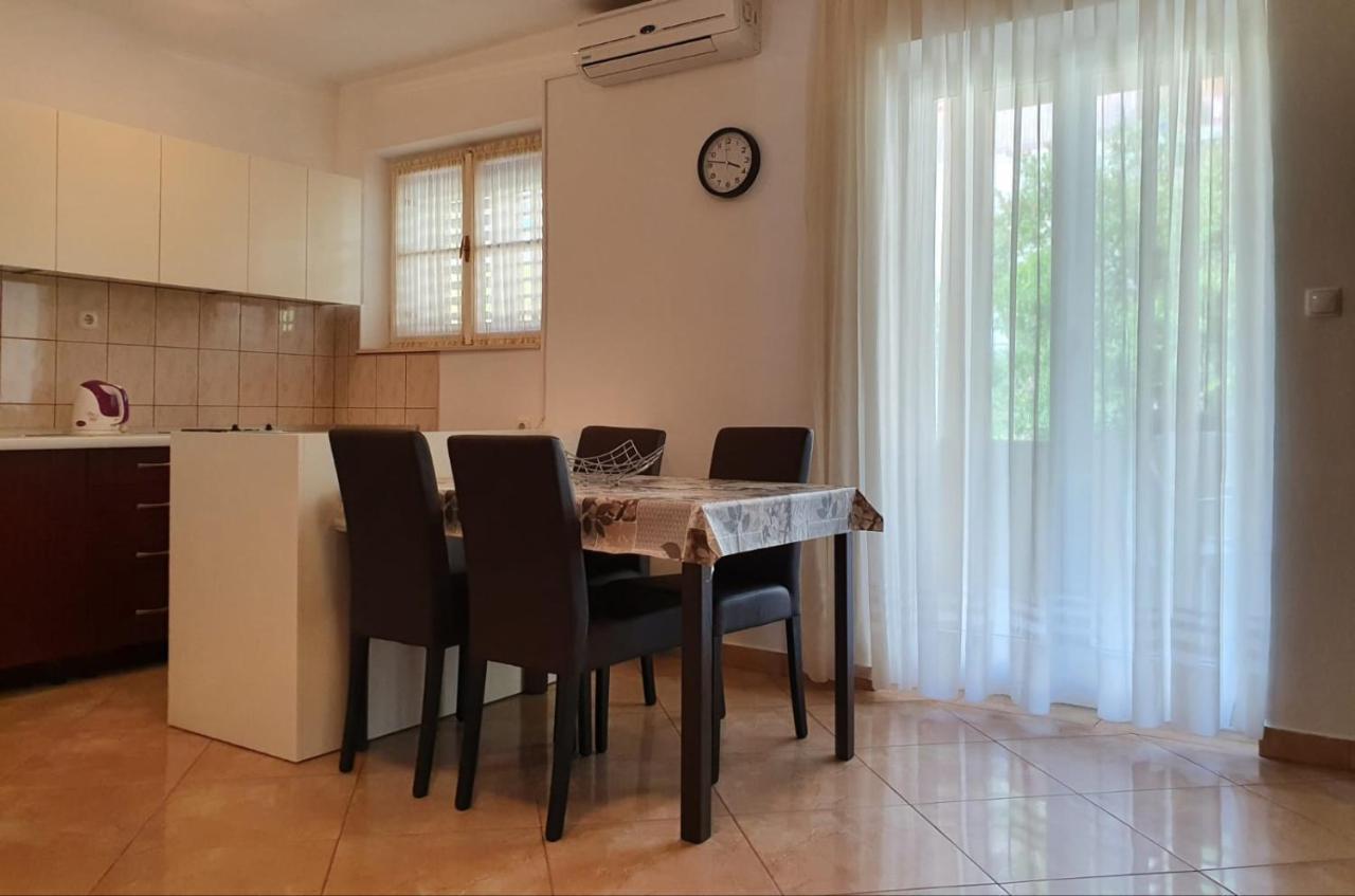 Apartments Raos Makarska Eksteriør bilde