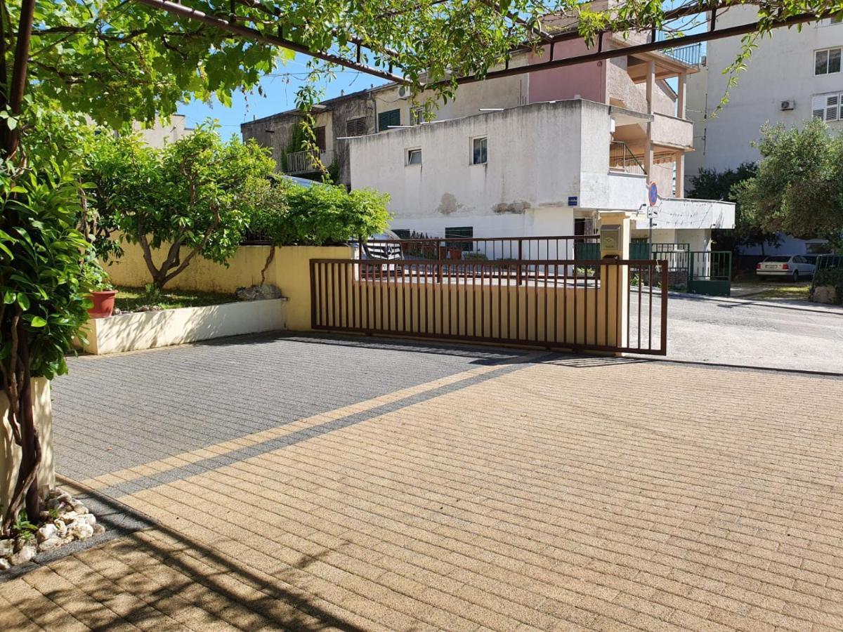 Apartments Raos Makarska Eksteriør bilde